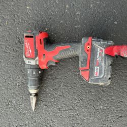 Milwaukee 18V Lithium Hammer Drill 