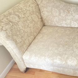 Chase  Lounge 5’4” Long