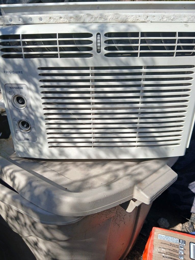 Window Air Conditioner.5000,BTU