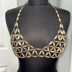 Women's sparkly body https://offerup.co/faYXKzQFnY?$deeplink_path=/redirect/