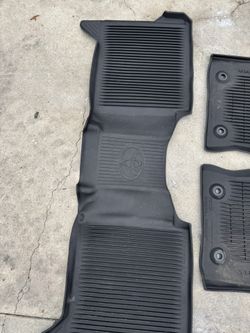 2025 Toyota Tundra Oem Floor Mats