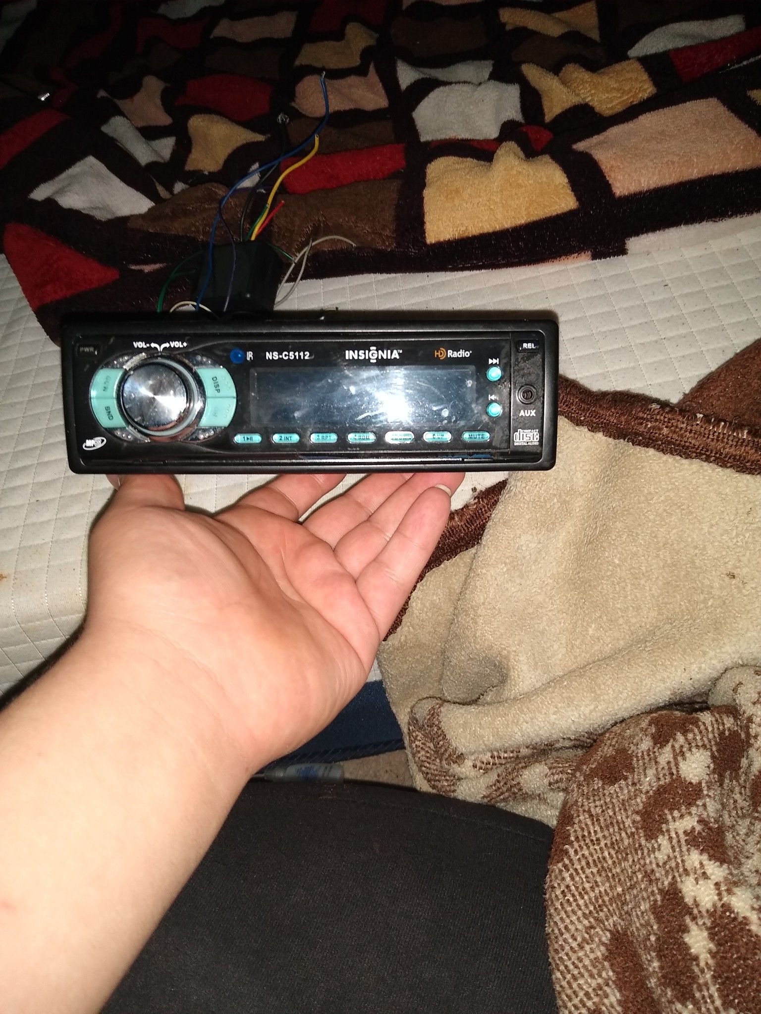 Insignia radio