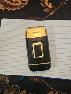 A-Zone Electric Foil Shaver Black and Gold