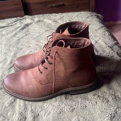 Men’s Shoes Size 10.5