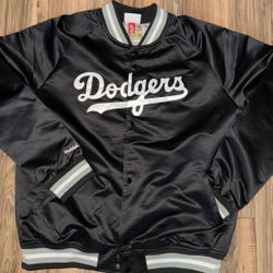 New men’s size large Mitchell & ness LA Dodgers satin jacket 