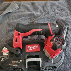 Milwaukee M12 Bandsaw