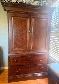 Armoire Cabinet