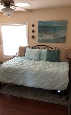 Day bed