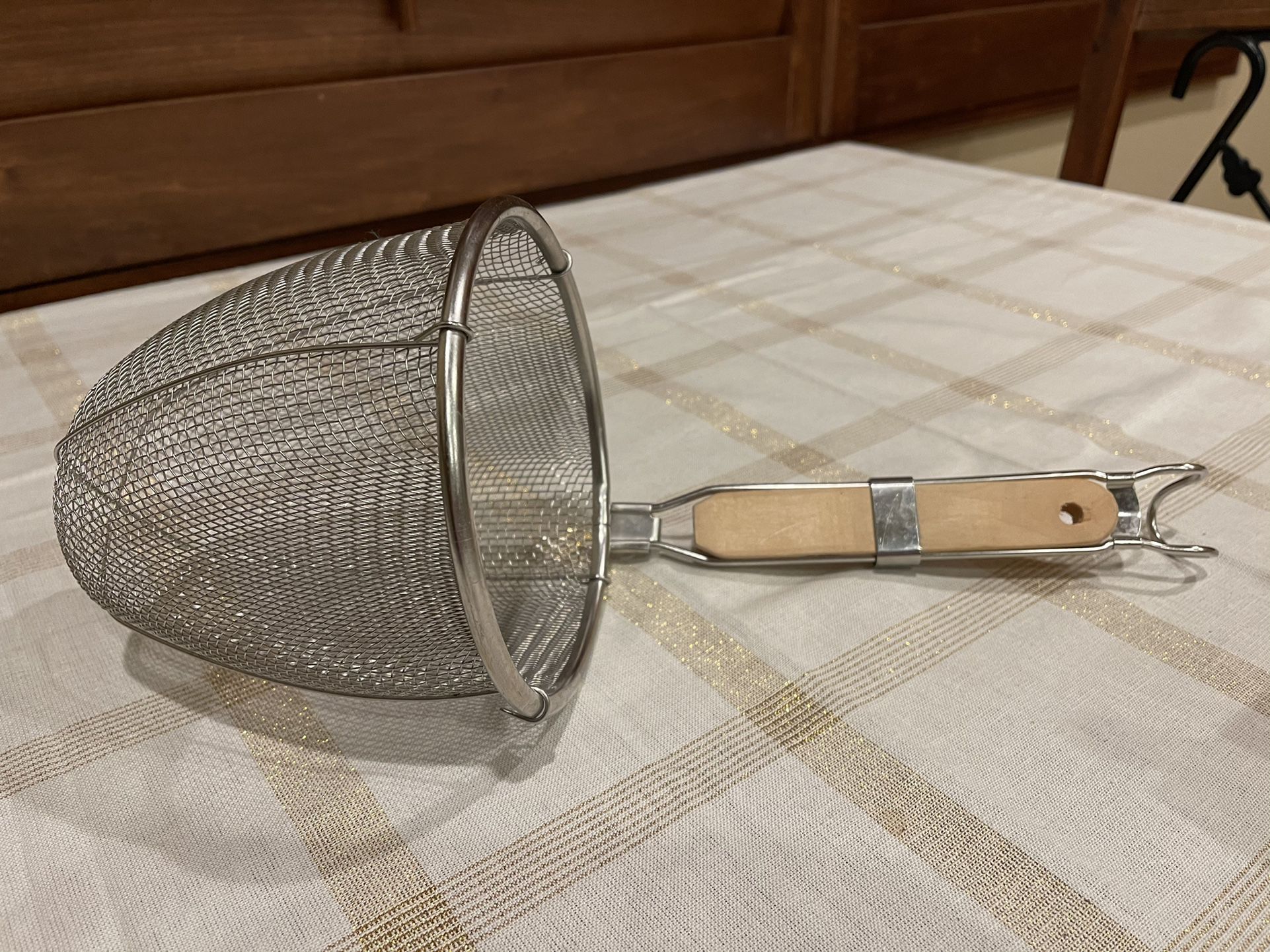 Stainless Steel Frying Basket/Strainer With Hook