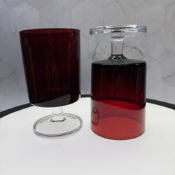 Set of (8) Vintage Luminarc Arcoroc Cavalier Ruby Red large wine glasses. made in France during the 1970s. Features a cylindrical, barrel-shaped ruby 