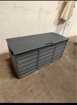 New Assembled 75 Gallon Large Indoor Outdoor Storage Box With Wheel