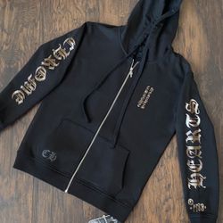 Hooded Sweatshirt 