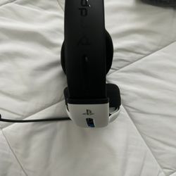 PLAYSTATION 4/5 & PC WHITE LVL50 WIRELESS HEADSET