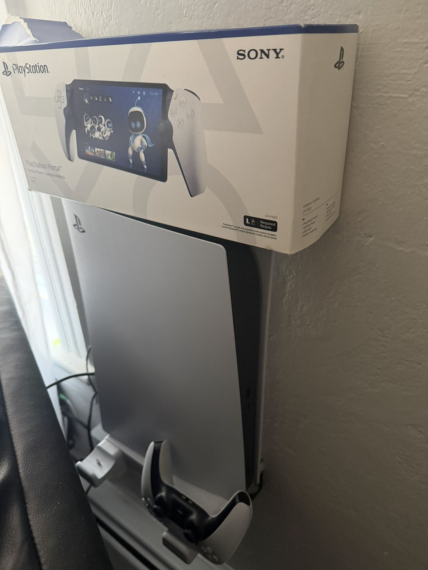 ps5 disc version and ps portal