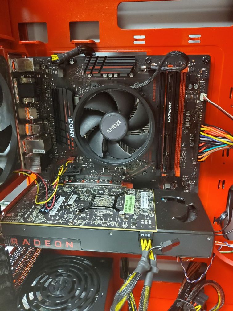 Custom AMD RYZEN 5 gaming computer MSI motherboard