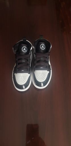 JORDAN 1 MID SE ASW SIZE 10.5