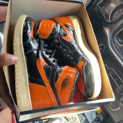 Shadow Back Air Jordan 1