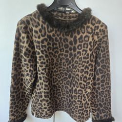Women's Leopard Pattern Sweater