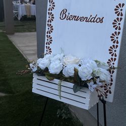 Mexican "Bienvenidos"welcome entrance sign