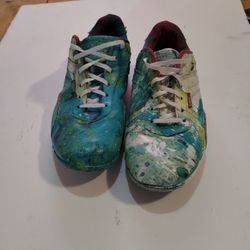 Women's Levi Size 7 Custom Hydro-dipped Shoes 