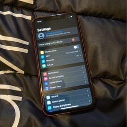 iPhone 11 64GB ATT Red