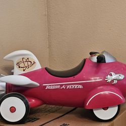 Vintage RETRO Western Auto Rocketship on wheels