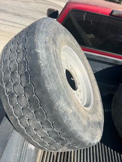 425 Peterbilt kenworth wheels tires rims 22.5