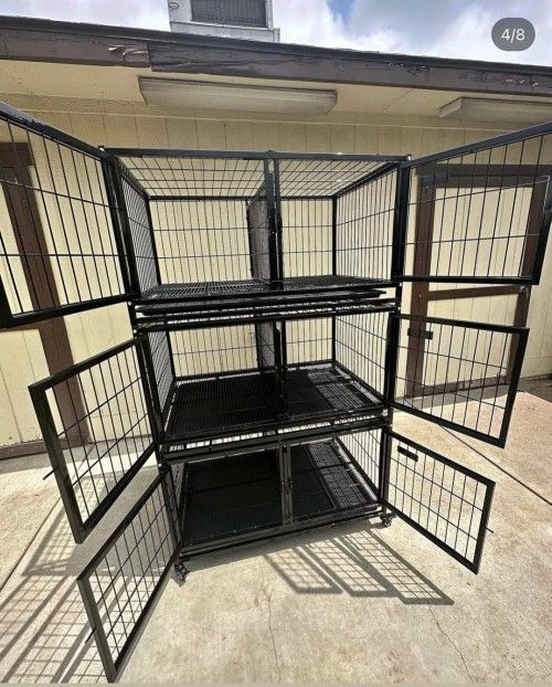 Triple Stack Kennel