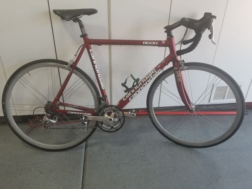 Cannondale Road Bike