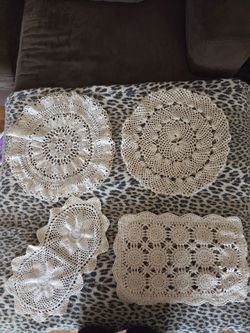 Handmade table accents