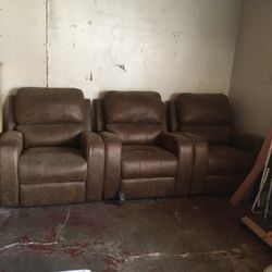 Recliner Chairs