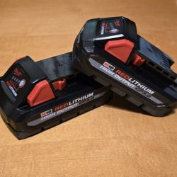 Milwaukee M18 REDLITHIUM High Output CP3.o Battery Packs (2) No low Offers. $120 Firm. Pickup in Burien 