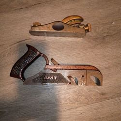 Rockler Bench Dog and AMT Block Planes 