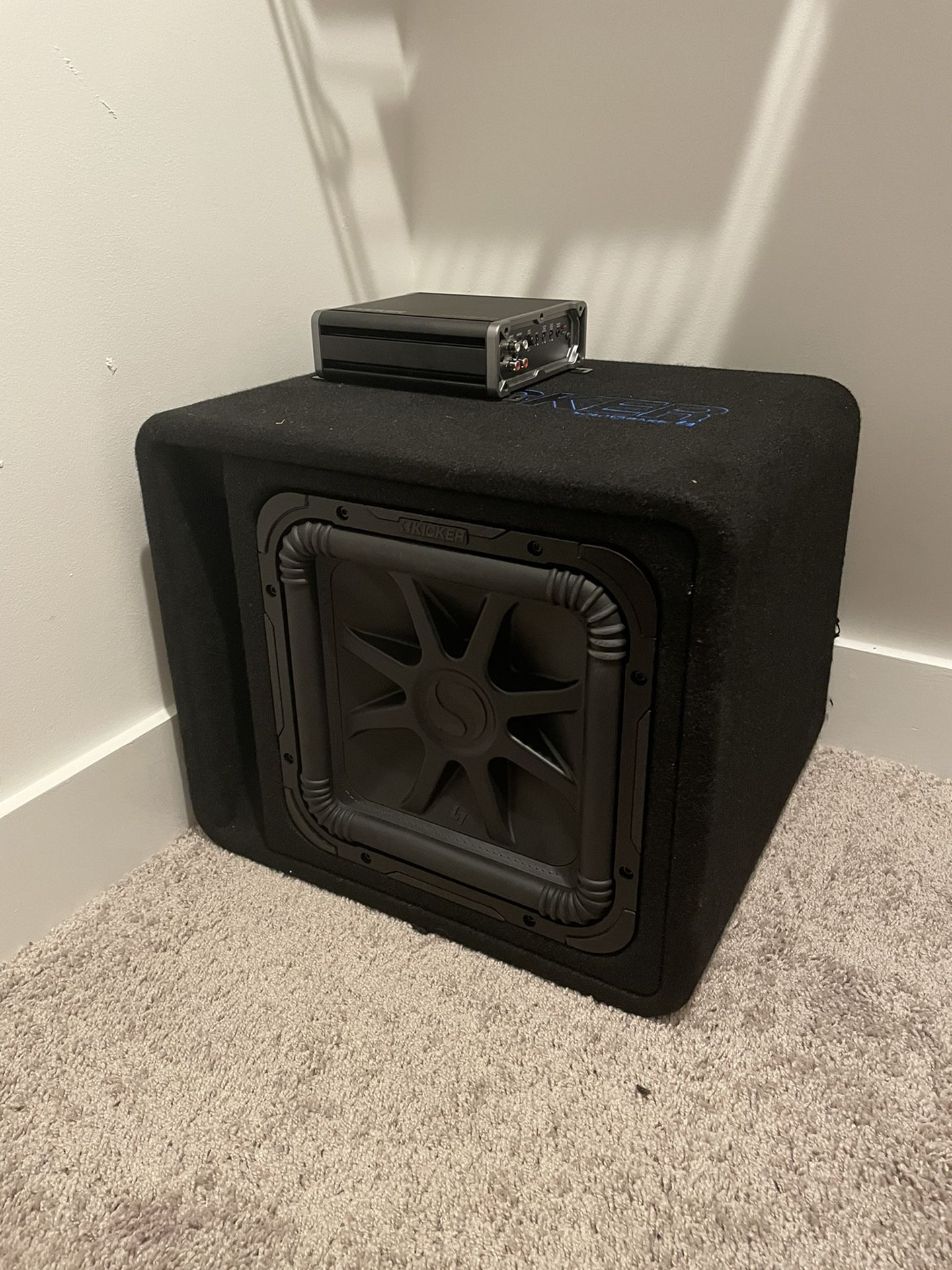 KICKER L7 SUBWOOFER WITH KICKER AMP