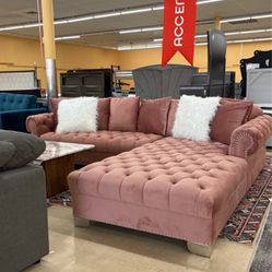 Pink Oversized Right Facing Chaise Tufted Velvet Sectional 🌺🌸😍😻