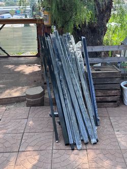 6x8 foot black alum fencing new . Opened but new