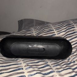 Beats pill speaker