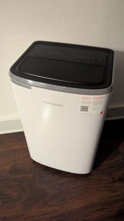 Free Frigidaire AC with problems (see description)
