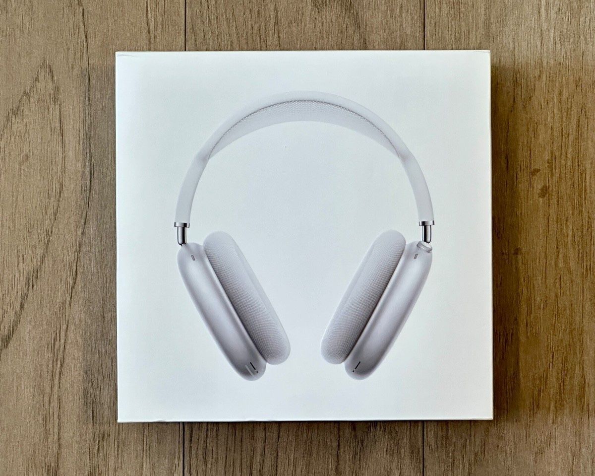 AirPods Max Silver Brand New