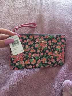 Brand new Coach Wrsitlet