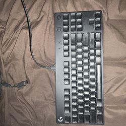 Logitech G Pro Keyboard/Black/RGB lit