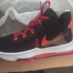 Nike Size 8.5