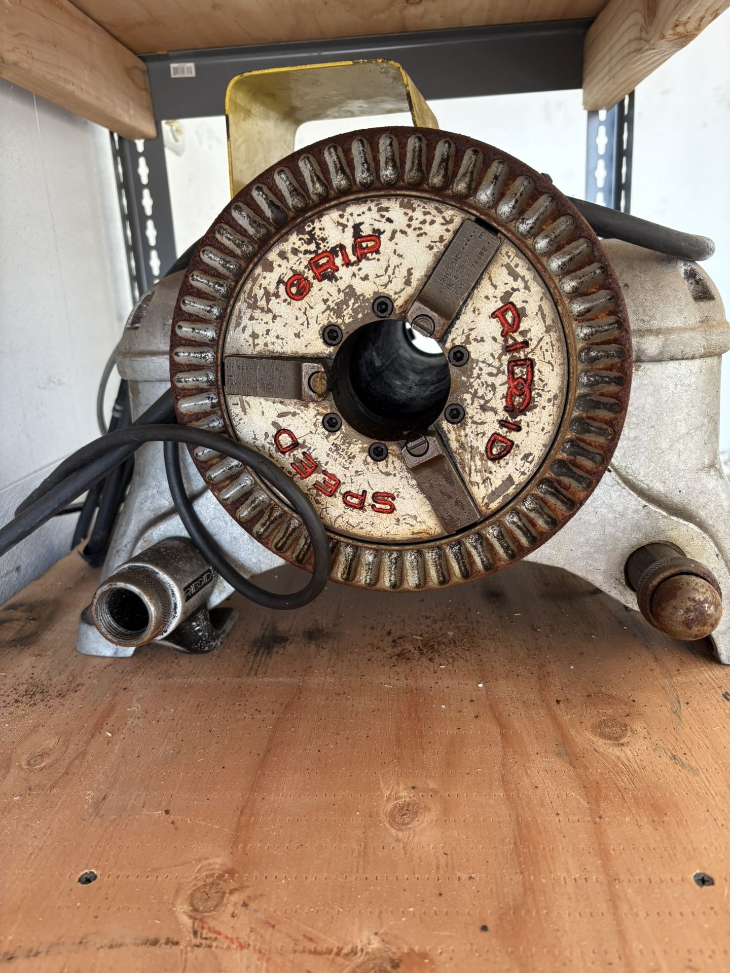 Used Ridgid 400A Pipe Threader
