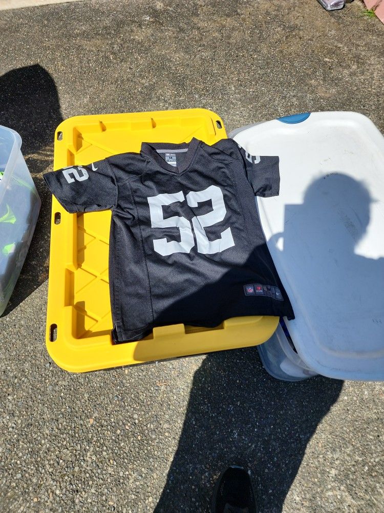 Raiders jersey size medium xouth