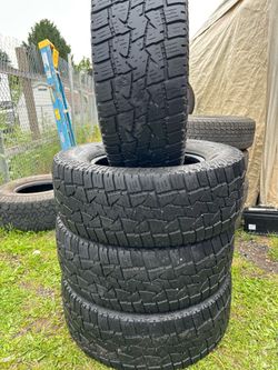 Set of 4 tires LT285/65/R18 BACK COUNTRY