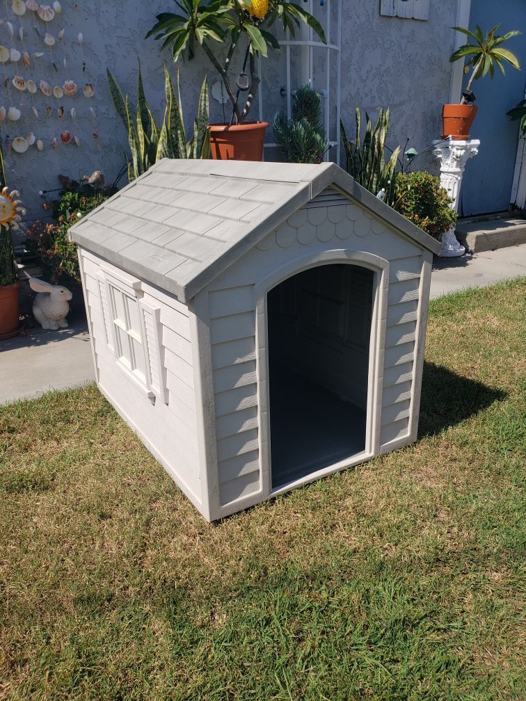 Dog House For Medium Size Pet