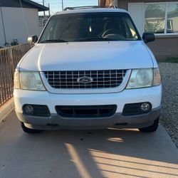 2003 Ford Explorer