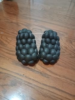 Hot Summer Personality Bubble Fashion Slippers Home Massage Bottom for Men and Women's Sandals Flip Flops 2022 Casual Shoes All sizes are available