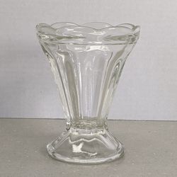 sundae glass set of 7 🌷 old-fashioned vintage, clear glass, footed tulip, for ice cream sundaes malts shakes