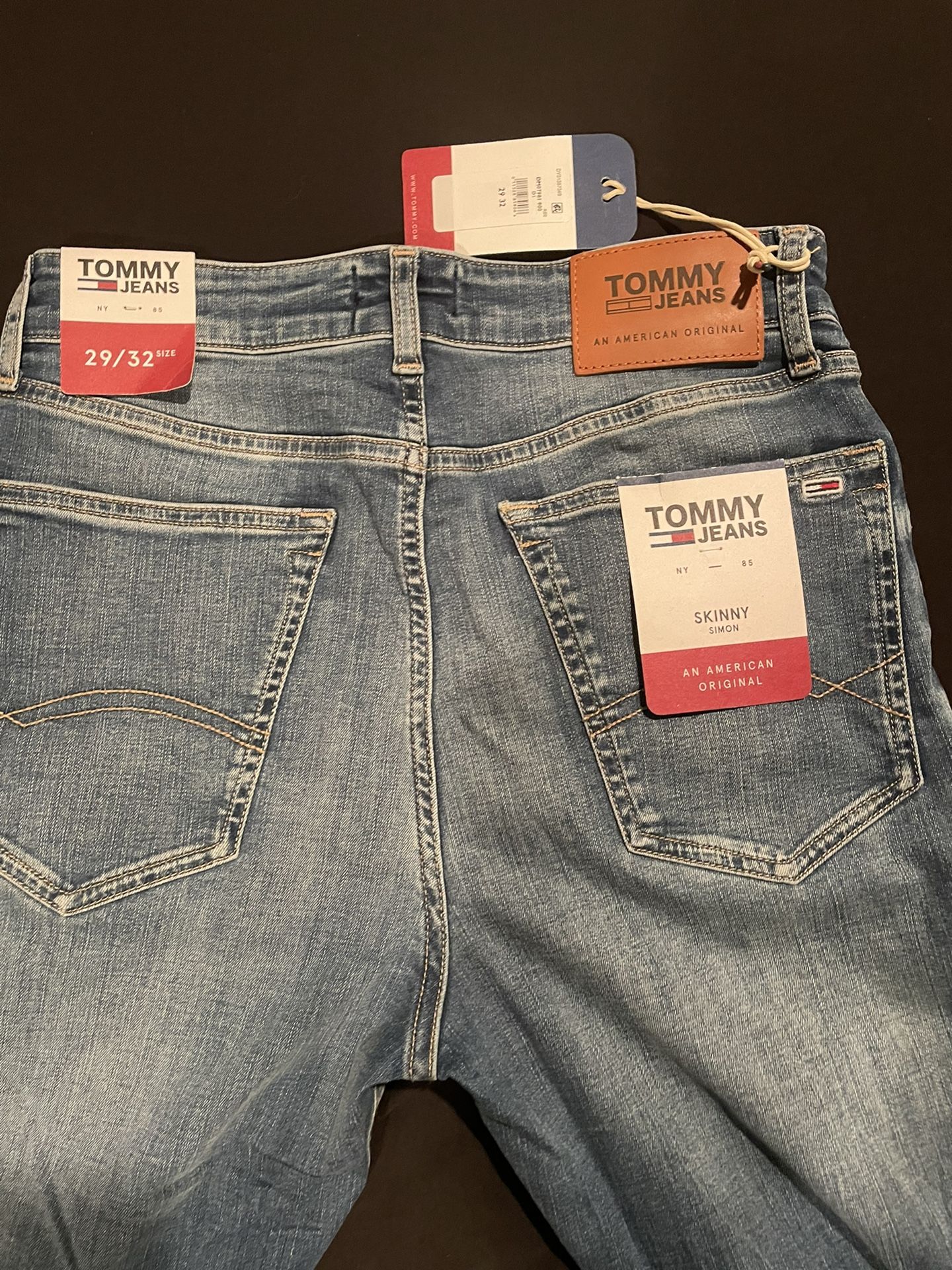 New Tommy Hilfiger Jeans 